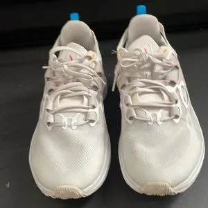 Nike | Shoes | Mens Nike Signal Dmsx Summit White Sneakers